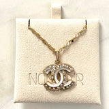 CC Logo Pendant Necklace- WHITE/CRYSTAL