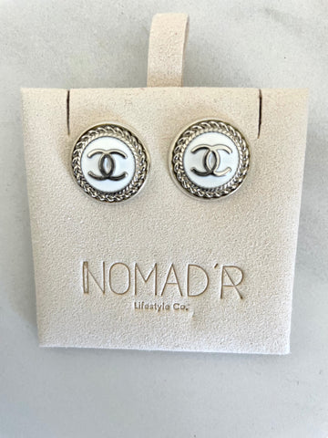LV Logo Necklace- GOLD – Nomad'r Lifestyle Company